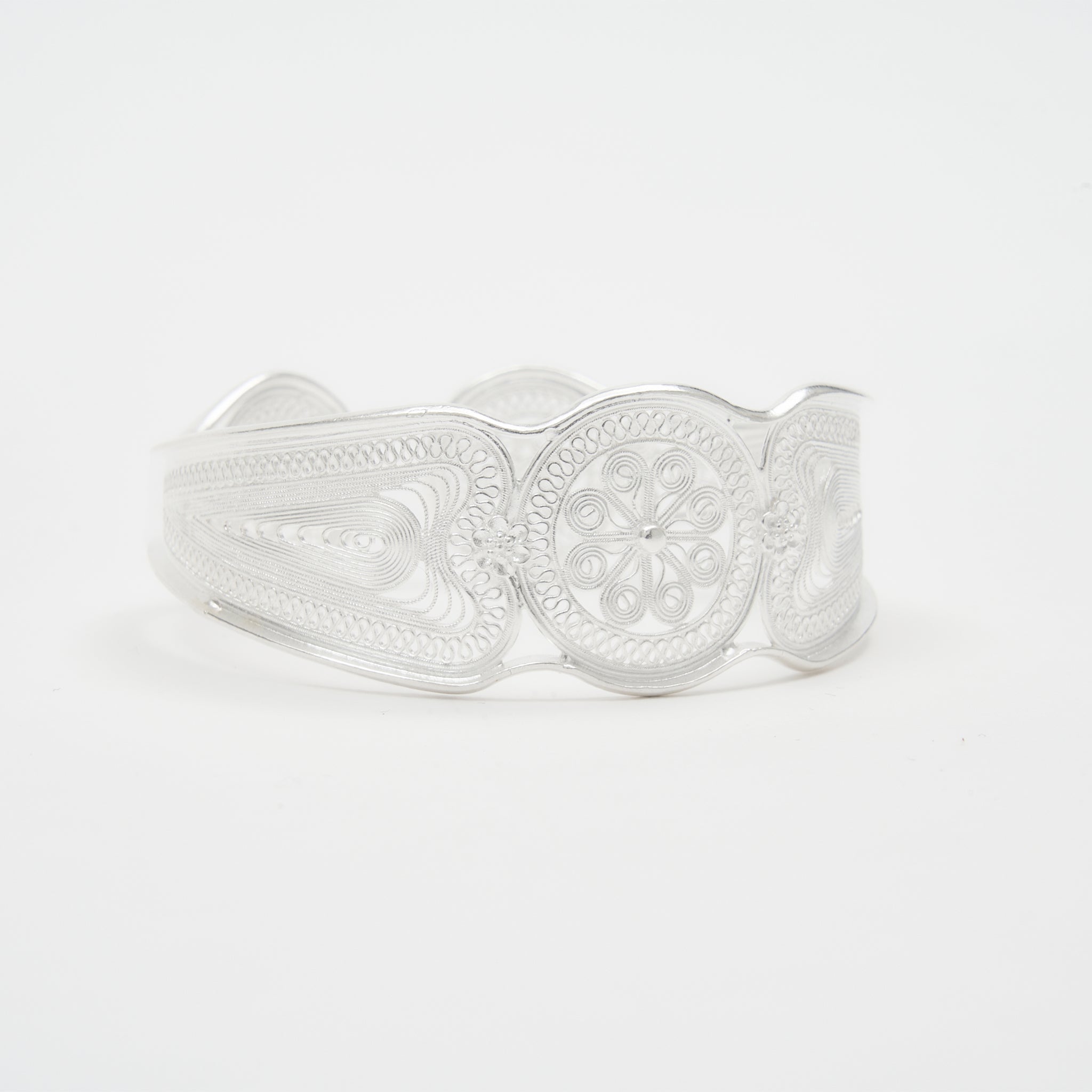 Nova Echo Cuff