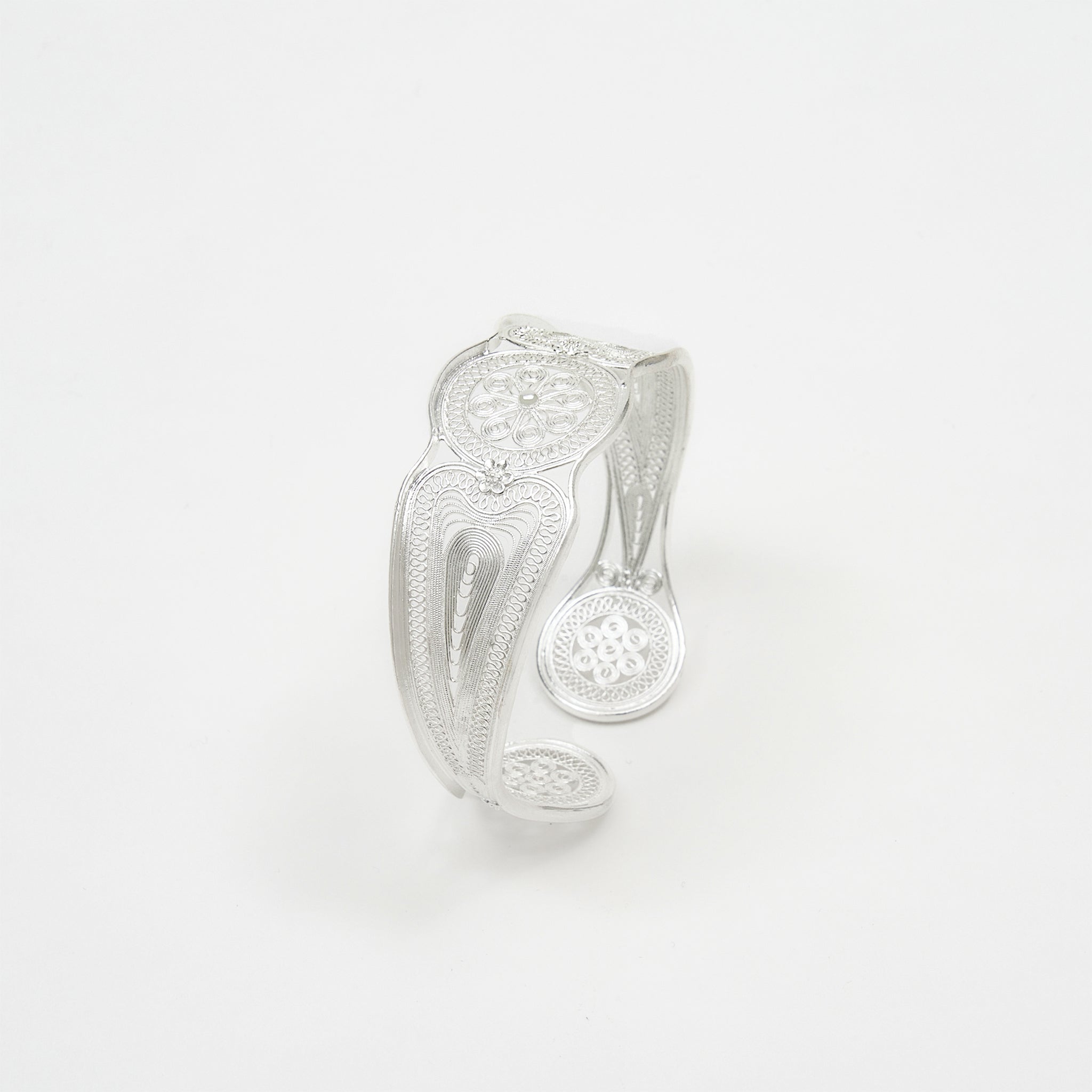 Nova Echo Cuff