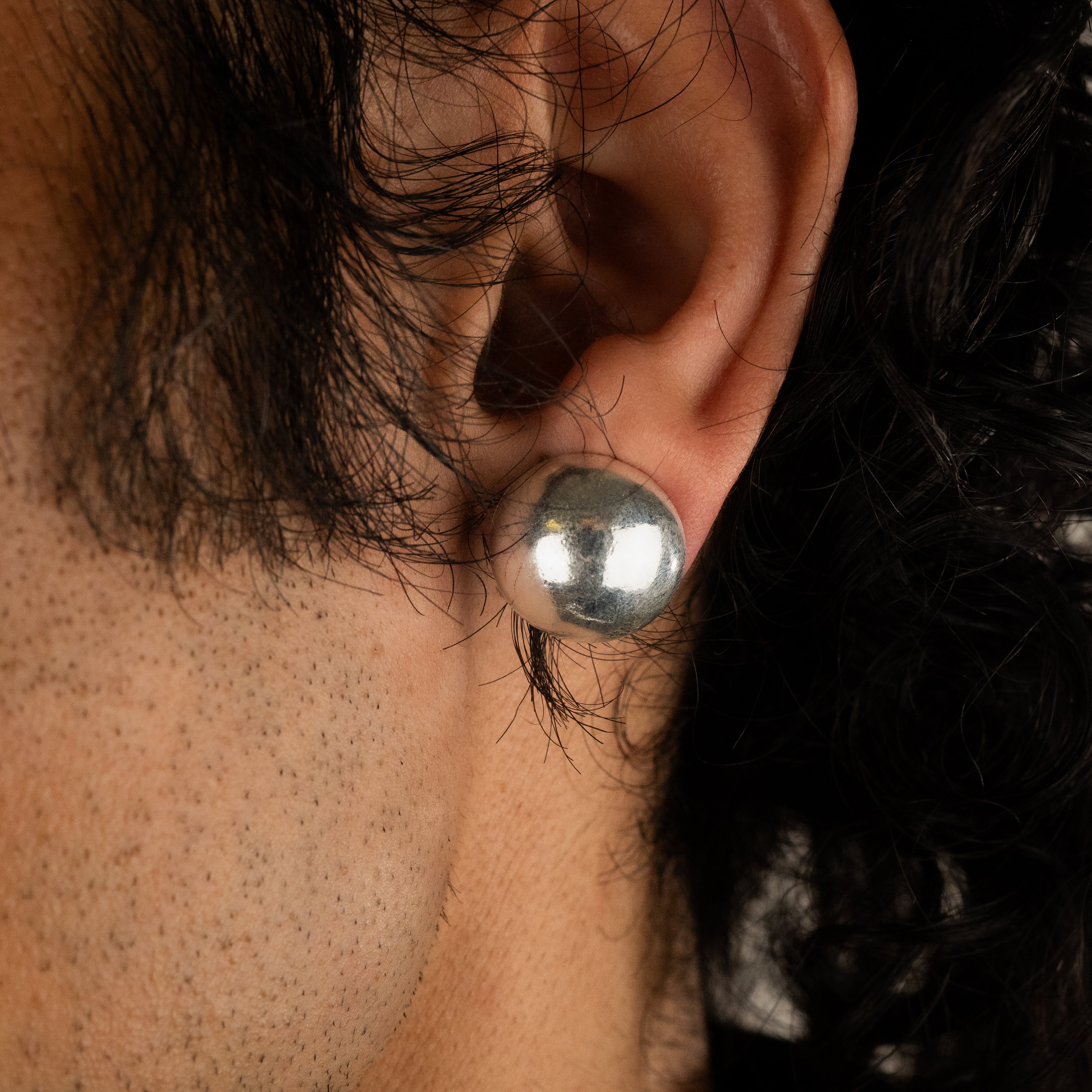 999 Fine Silver Jewelry – Full Moon Stud Earrings with Sophisticated Design